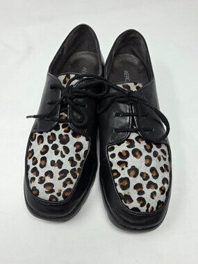 AEROSOLES Fly High Lace-Up Black Leather/Animal Print Lace Up Shoe, Size 8.5